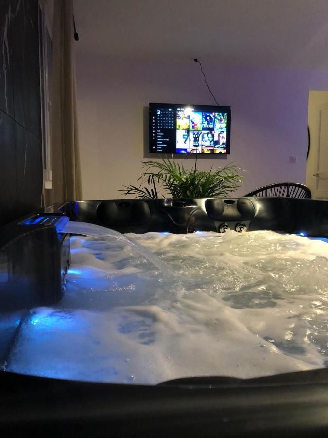 Le Chill Suite & Spa Boissy-Saint-Léger 외부 사진